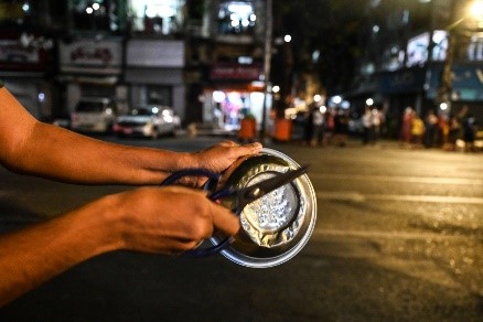 Hit the pot, tap the container (3).jpg