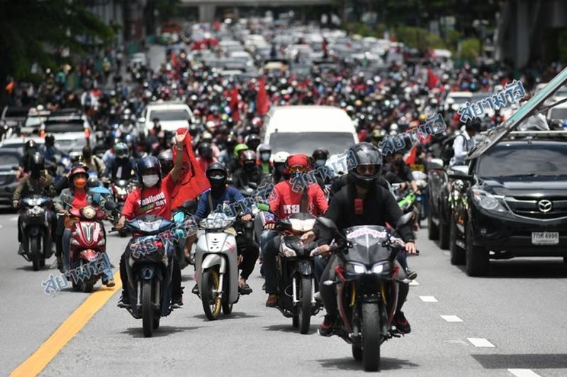 ไฟล์:Car Mob (8).jpg