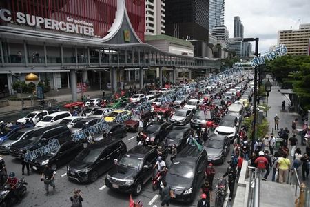 Car Mob (7).jpg